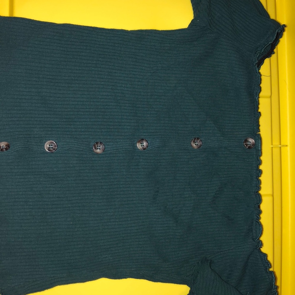 Dark green crop top